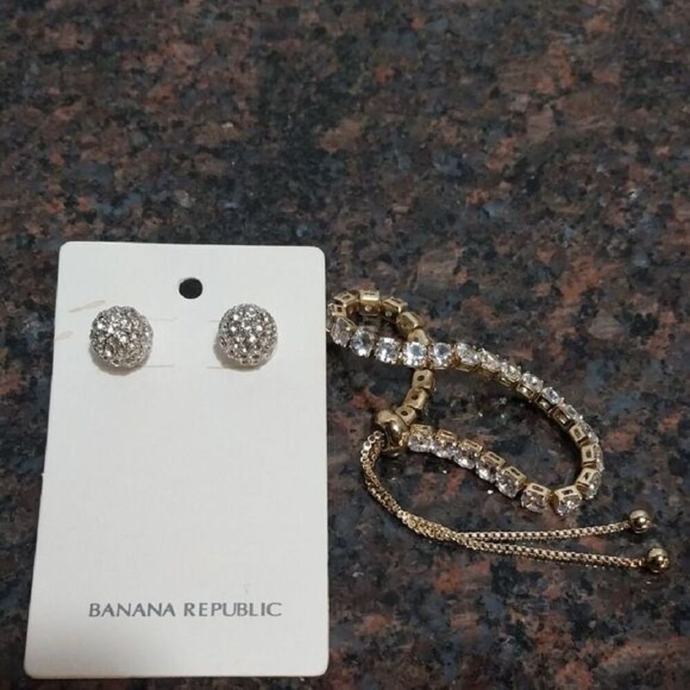Banana Republic Sparkling FAUX Earrings with Gold Bracelet...New but no tags